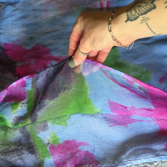 Embellished Floral Patterned Flowy Gauze Cover-up V-Neck Swim Dress - Picture 7 of 11